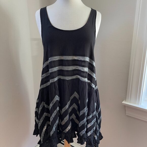 Free People Black & Gray Tiered Dress Size M - Picture 2 of 5